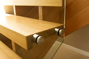 16 Jennifer Crescent Frame