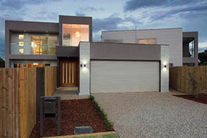 16 Jennifer Crescent Frame